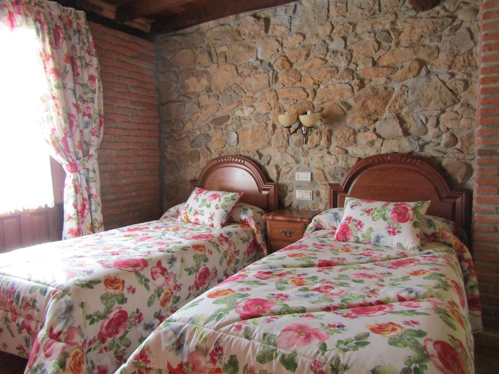 Posada La Venta De Quijas Bed and Breakfast Santander Exterior foto